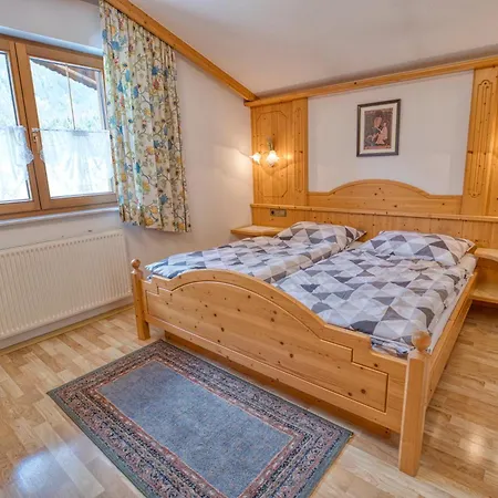 בית הארחה Appartments Geisler 4*